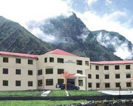 Отель Sarovar Portico Badrinath Джошимат Экстерьер фото